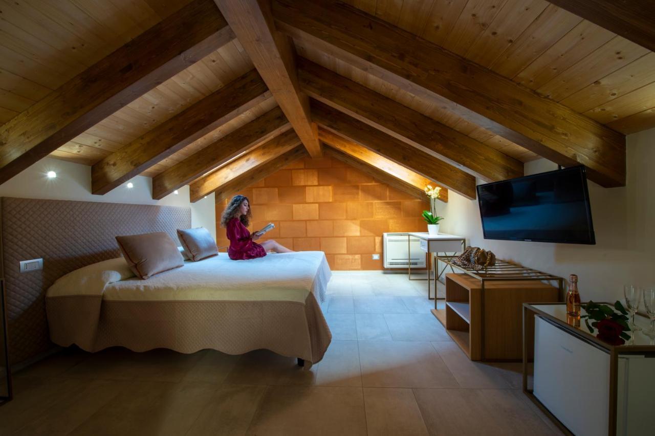 Donna Sofi Holiday House アジェーロラ エクステリア 写真